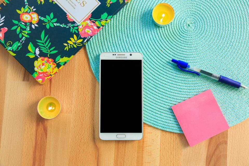 How to Sell an E-commerce Business Opportunity by Voicemail