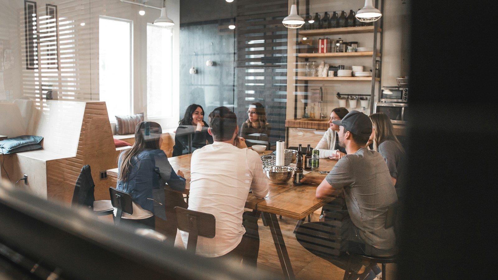 Business opportunities after a corporate job: people sitting on chair