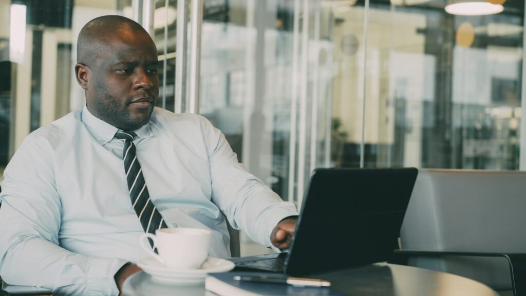 How to Write a Business Opportunity Listing That Works