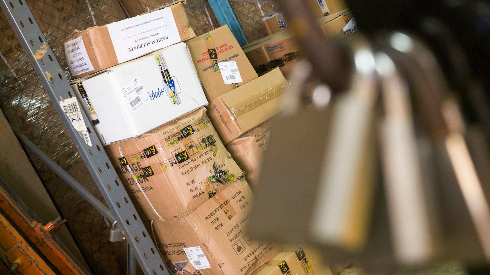 Exclusive distribution territory: brown cardboard boxes