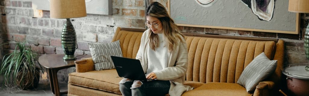 Home-Based Hustle 2025: A Starter Guide