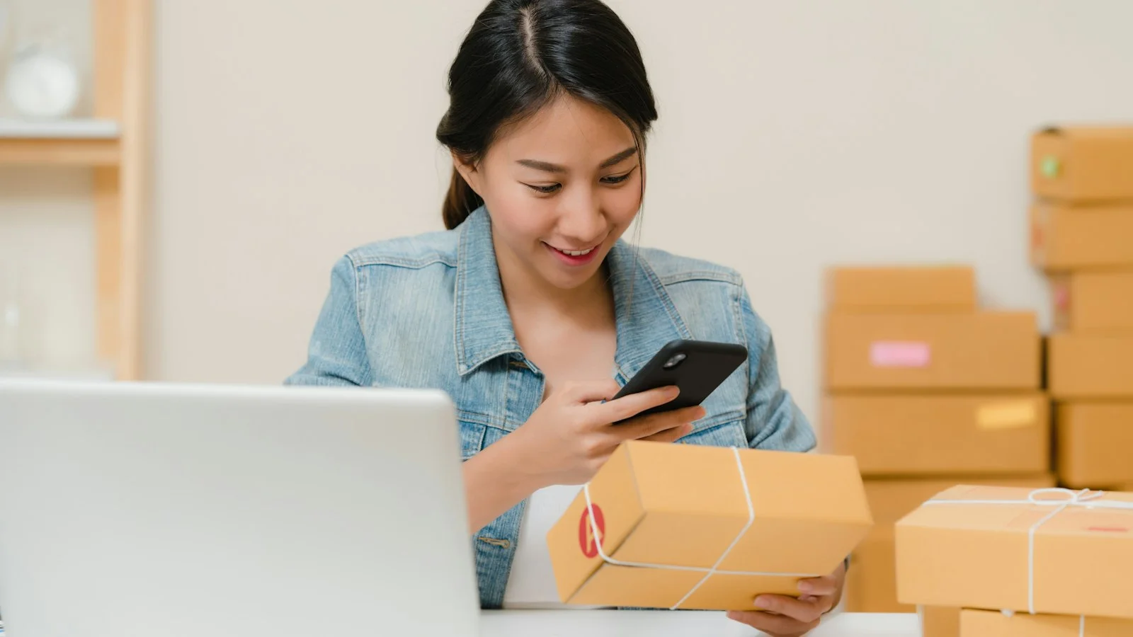 virtual assistant business explained for business opportunity shoppers